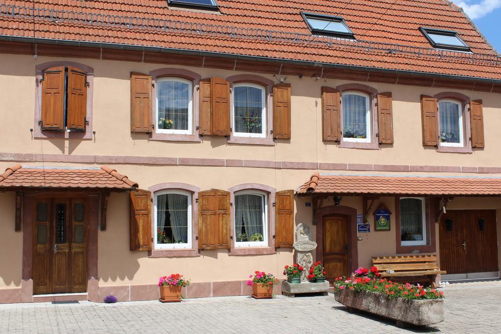 Chambres D'Hotes Au Vieux Moulin Entre Sarreguemine Et Bitche Rahling Стая снимка