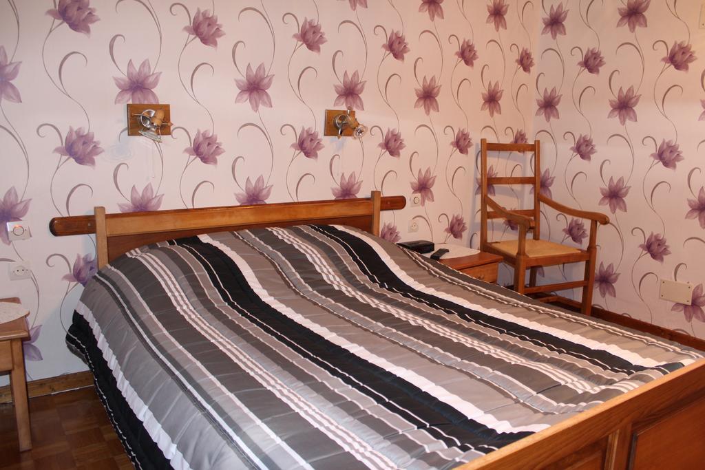 Chambres D'Hotes Au Vieux Moulin Entre Sarreguemine Et Bitche Rahling Стая снимка